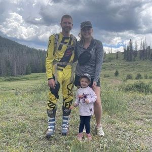 Meet your Posher, Pixie